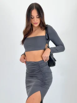 Conjunto top y falda licra