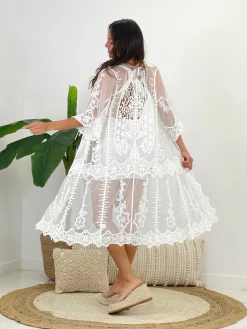 Kimono largo calado bordado